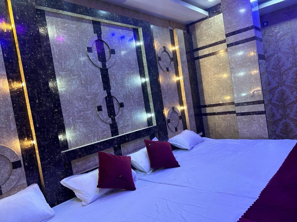 Hotel Shyam Inn Buxar ภายนอก รูปภาพ