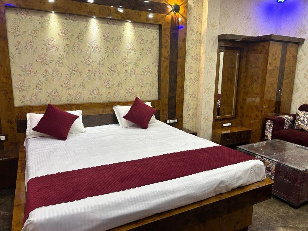 Hotel Shyam Inn Buxar ภายนอก รูปภาพ